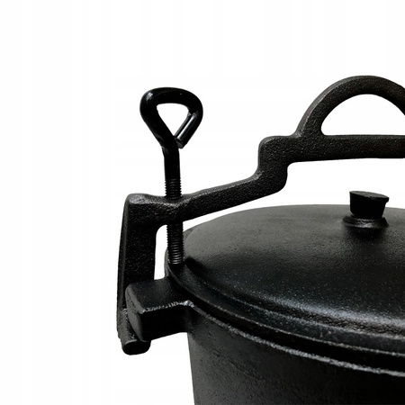 Kociołek myśliwski żeliwny 10 litrów stojący